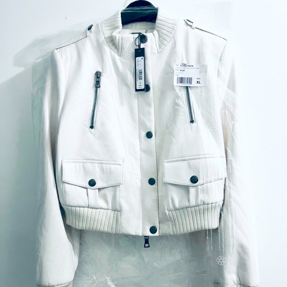 Alice + Olivia | Jackets & Coats | Alice Olivia Ria Shrunken Faux ...